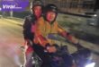 Sekda Palembang Ratu Dewa kendarai sepeda motor RX King malam-malam, patroli lampu jalan yang padam, Jumat (31/3/2023) malam. Foto : viralsumsel.com/nto