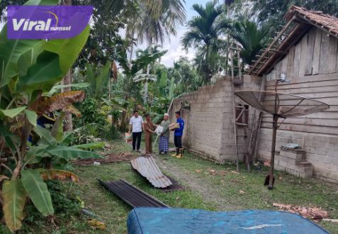 Bencana angin puting beliung menerjang Desa Mekar Jaya, Kecamatan Bayung Lencir. Foto : viralsumsel.com/dev Bencana angin puting beliung menerjang Desa Mekar Jaya, Kecamatan Bayung Lencir. Foto : viralsumsel.com/dev