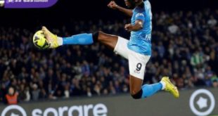 Penyerang Napoli Victor Osimhen siap tampil hadapi Hellas Verona. Foto : igviktor