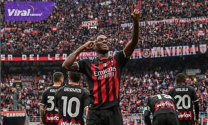 Pemain sayap kanan AC Milan Rafael Leao selebrasi usai cetak gol ke gawang Lecce pada giornata ke-31 Liga Italia 2022/2023 di Stadion Stadio Giuseppe Meazza, Minggu (23/4/2023) malam. Foto : igmilan