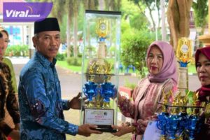 Wakil Buoati OKI H. M. Dja’far Shodiq pada saat menutup Midang 2023 di Pendopoan Rumah Dinas Bupati OKI, Selasa (25/4/2023). Foto : viralsumsel.com/fir