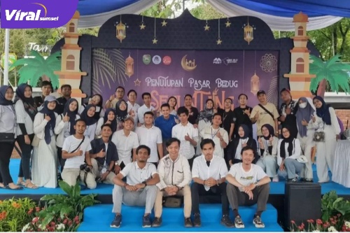 Para Panitia Mimin Festival Saat Foto Bersama. Foto : Viralsumsel/Nto