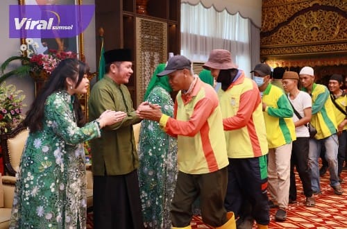 Gubernur Sumsel H Herman Deru saat halalbihalal di Griya Agung, Foto : viralsumsel.com/nto
