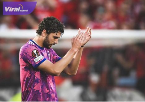Pertandingan Sevilla vs Juventus pada laga semifinal leg kedua Europa League. Foto : igjuve