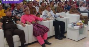 Festival Palembang Darussalam (FPD) XXI Tahun 2023 resmi di buka oleh Gubernur Sumatera Selatan (Sumsel) di wakilkan oleh Asisten I Provinsi Sumsel Drs. H. Edward Candra, M.H, di aula Opi Mall, Banyuasin, Selasa (30/5). Foto : ist