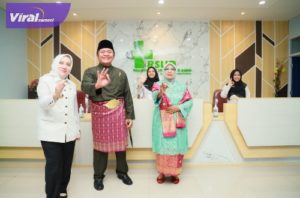 Gubernur Sumsel H Herman Deru meresmikan pembangunan Rumah Sakit Pangeran Moehammad Amin yang berada di Kabupaten Musi Rawas (MURA), Rabu (3/5/2023). Foto : viralsumsel.com/nto