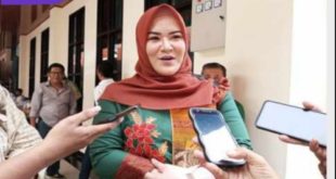 dr. Sri Fitriyanti Saat diwawancarai Awak Media. Foto : Viralsumsel/Nto