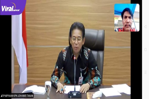 Wakil Ketua KPK RI Johanes Tanak saat memberikan Orasi Anti Korupsi pada Rapimnas dan HUT I PJS, Jumat (12/05/2023). Foto : Viralsumsel
