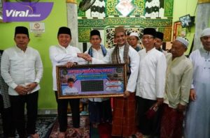 Kunker Ke Kota Prabumulih, Gubernur Sumsel H Herman Deru Safari Jumat di Masjid Nursalimah. Foto : viralsumsel.com/nto