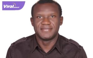 Herman Dzumado Epandi eks penyerang Sriwijaya FC, nyalon kepala desa. Foto : ig