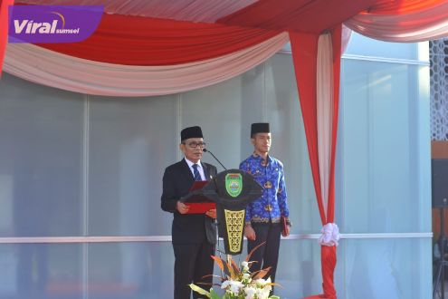 Sekda Sumsel Supriono Sebagai Irup Upacara Pada Peringatan Harla Pancasila. foto : viralsumsel.com/win