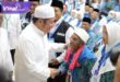 Keberangkatan jemaah calon haji keloter pertama yang diberangkatkan oleh Gubernur Herman Deru dari  Asrama Haji Palembang, Sabtu (27/5). Foto : viralsumsel.com/win