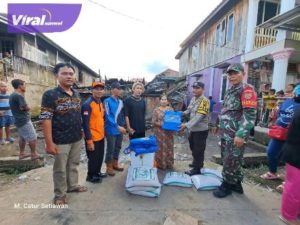 Pemkab Muba Salurkan Bantuan kepada Korban Kebakaran di Kecamatan Lais. Foto : viralsumsel.com/dev