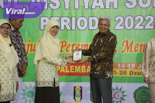Mawardi Yahya Hadiri Muswil XIV Nasyiatul Aisyiyah Sumsel Periode 2022-2026. Foto : viralsumsel.com/win