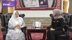Hj Asna Aini : Rumah Tangga Itu Seperti Buku, Semakin Tebal Lembarnya, Semakin Banyak Ceritanya. Foto : viralsumsel.com/dev