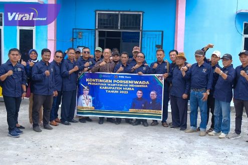 Lepas Kontingen Porseniwada, PJ Bupati Muba Minta PWI Muba Jaga Kekompakan dan Harumkan Nama Kabupaten Muba. Foto : viralsumsel.com/dev
