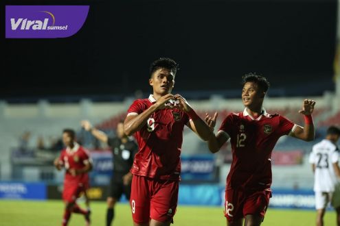 Muhammad Ramadhan Sananta penyerang Timnas Indonesia U-23 selebrasi usai ciptakan gol ke gawang Timor Leste pada laga kedua grup B Piala AFF U-23 2023 di Rayong Provincial Stadium, Minggu (20/8). Foto : PSSI