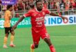 Bomber Semen Padang FC Kenneth Ikechukwu Ngwoke Sriwijaya FC wajib waspada. Foto : ig