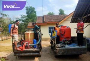 Kades di OKI 'Sulap' Mobil Bak Terbuka Jadi Armada ‘Tempur’ Buru Karhutla. Foto : viralsumsel.com/fir