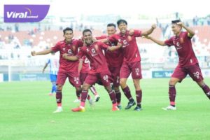 Pemain Sriwijaya FC selebrasi usai cetak gol ke gawang PSPS Riau. Foto : ist