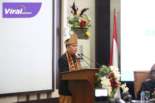 Gubernur Sumsel Agus Fatoni di Kantor Bupati Ogan Komering Ilir (OKI), Kota Kayuagung, Sumatera Selatan, Rabu (11/10/2023). Foto : viralsumsel.com/win