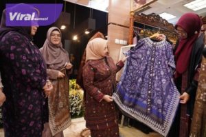 Pj Ketua TP PKK Sumsel Tyas Fatoni menghadiri pameran Asta Karya Nusa di Kementerian Perindustrian RI, Jakarta, Selasa (17/10/23). Foto : viralsumsel.com/win