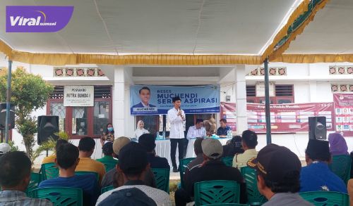 H Muchendi Mahzareki S.E Wakil Ketua DPRD Provinsi Sumatera Selatan (Sumsel) gelar Reses Tahap III Tahun 2023 di Kecamatan Mesuji Raya, Kabupaten Ogan Komering Ilir (OKI). Foto : viralsumsel.com/ril