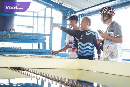Pj. Bupati Apriyadi,  Cek Kualitas Air PDAM Hingga Perbaikan Infrastruktur. Foto : viralsumsel.com/dev