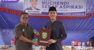 H Muchendi Mahzareki S.E Wakil Ketua DPRD Provinsi Sumatera Selatan (Sumsel) gelar Reses Tahap III Tahun 2023 di Desa Cipta Sari, Kabupaten Ogan Komering Ilir (OKI). Foto : viralsumsel.com