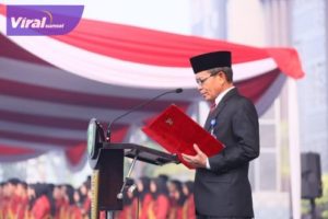 Sekda Sumsel Supriono Irup Hari Sumpah Pemuda Dilingkungan Pemprov Sumsel. Foto : viralsumsel.com/win