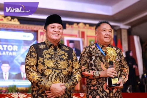 Gubernur Herman Deru Dinobatkan Sebagai Dewan Pembina Inovator Kemendagri. Foto : viralsumsel.com/win