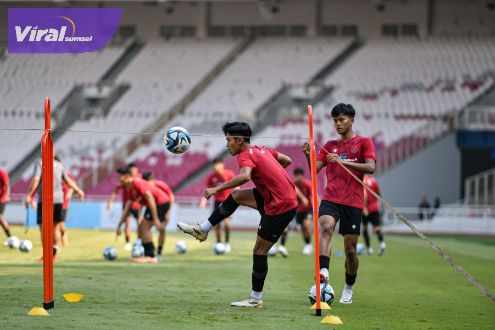 Timnas Indonesia U-17 berlatih di Stadion Utama Gelora Bung Karno, Jakarta, Senin (30/10/2023). Foto : pssi
