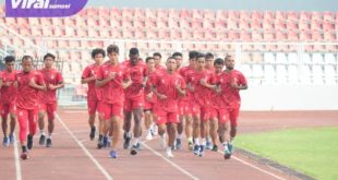 Para pemain Sriwijaya FC latihan di Stadion Bumi Sriwijaya, jelang hadapi Persiraja. Foto : mo sfc