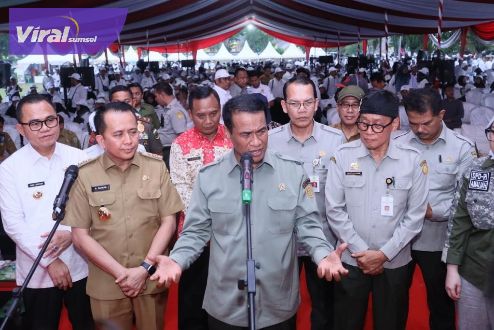 Pj Gubernur Agus Fatoni Bersama Mentan RI Beri Pembinaan Bagi Ratusan Penyuluh Pertanian se-Sumsel. Foto : viralsumsel.com/win