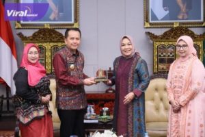 Pj Gubernur Agus Fatoni Harapkan Program  IIPK BSB  Fokus Pada Upaya Penurunan Stunting dan Kemiskinan Ekstrem. Foto : viralsumsel.com/win