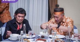Raja Dangdut Rhoma Irama Dijamu Pj Bupati Apriyadi Pindang Tapa. Foto : viralsumsel.com/dev