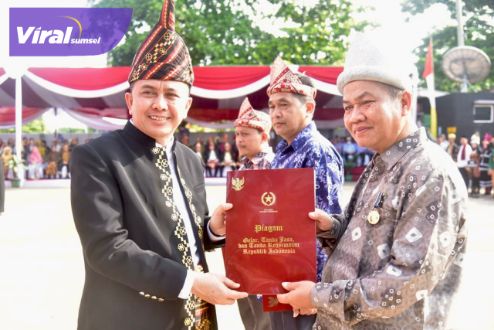Pj Gubernur Sumsel Agus Fatoni Jadi Inspektur Upacara pada Hari Bakti Pekerjaan Umum ke-78 Tahun 2023. Foto : viralsumsel.com/win