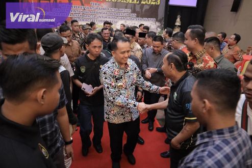 Pj Gubernur Sumsel Agus Fatoni Apresiasi Kegiatan Rembuk Aktivis Sumsel 2023 untuk Kemajuan Daerah. Foto : viralsumsel.com./win