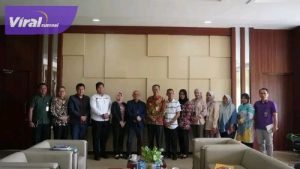 Penjabat Walikota Prabumulih Menerima Komisioner Perlindungan Anak Sumsel. Foto : viralsumsel.com/mal