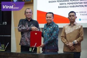 Sumsel Pertama Kali Se-Indonesia Lakukan Penandatanganan Serentak NPHD Dana Pilkada Tahun 2024 bagi Provinsi dan Kabupaten/Kota. Foto : viralsumsel.com/win