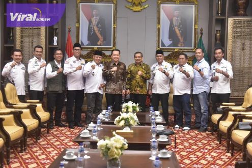 Silahturahmi bersama APDESI, Pj Gubernur Agus Fatoni Serap Aspirasi Kades se-Sumsel. Foto : viralsumsel.com/win