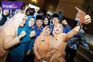 Ribuan ASN Deklarasi Netralitas Saat Pemilu dan Pemilihan 2024. Foto : viralsumsel.com/dev