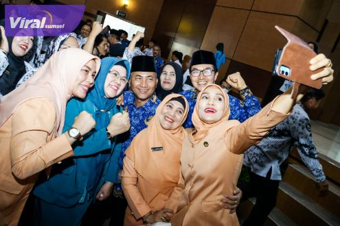 Ribuan ASN Deklarasi Netralitas Saat Pemilu dan Pemilihan 2024. Foto : viralsumsel.com/dev