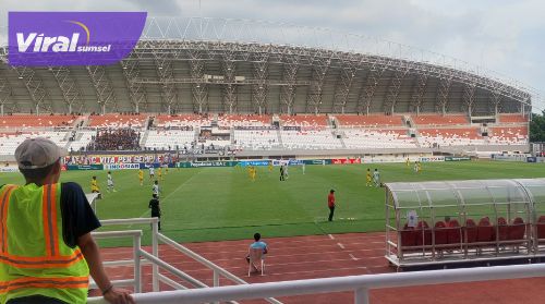 Pertandingan Sriwijaya FC vs PSKC Cimahi di Stadion Gelora Sriwijaya, Jakabaring, Palembang, Minggu (7/1/2023). Foto : mosfc