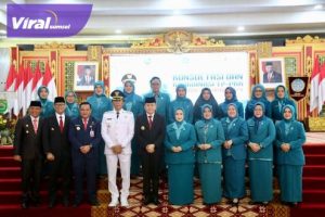 Pj Gubernur Agus Fatoni dan Pj Ketua TP PKK Sumsel Tyas Fatoni Salurkan Bantuan untuk Warga Terdampak Banjir di 7 Kabupaten/Kota. Foto : viralsumsel.com/win