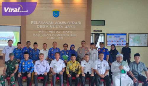 Wow! Kades di OKI Bangun Kantor Desa Senilai 1,6 Miliar Tanpa Duit Negara . Foto : viralsumsel.com/zep