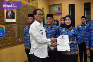 15 CPNS STAN Dilantik Jadi PNS di Pemkab OKI. Foto : viralsumsel.com/zep
