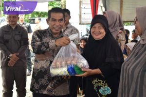 Pemkab OKI Gelar Operasi Pasar Murah Bersubsidi Tiga Kali Sepekan Selama Ramadan, Keliling Kelurahan. Foto : viralsumsel.com/zep