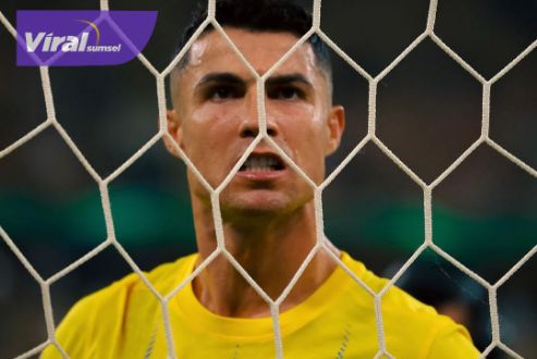 Cristiano Ronaldo Cetak Gol Penalti, Bawa Al Nassr Kalahkan Al Ahli. Foto : igalnassr