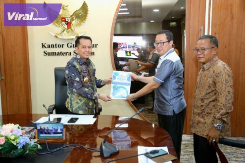 Dongkrak Investasi Sumsel, Pj Gubernur Agus Fatoni Dukung Pengembangan PT OKI Pulp and Paper. Foto : viralsumsel.com/win